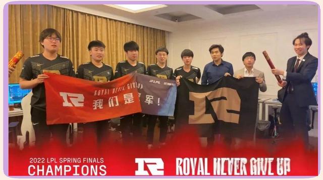 LPL时隔3月重回第二赛区！全华班豪取3连胜，创下MSI历史新纪录的简单介绍